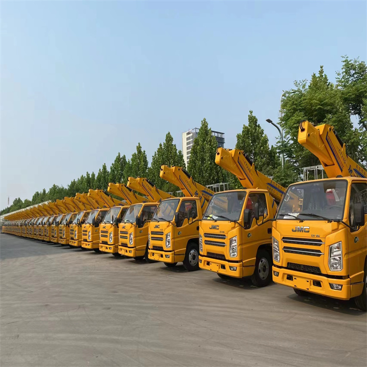 马尔康路灯车高空作业车出租|市政维修|广告安装